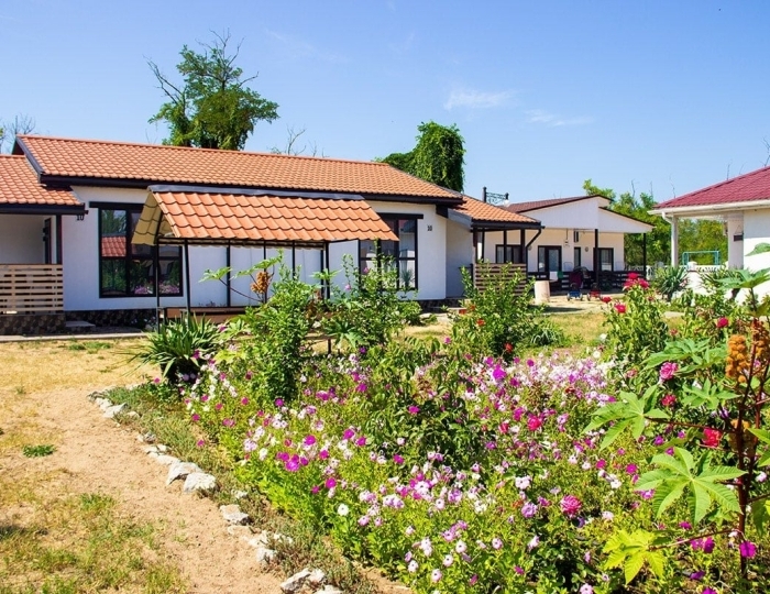 Курортный комплекс «Азовский» Песочное