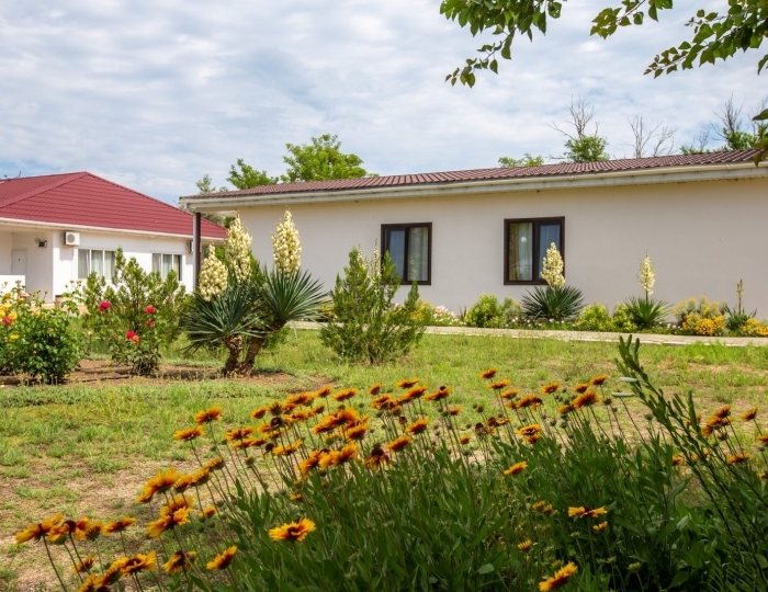 Курортный комплекс «Азовский» Песочное