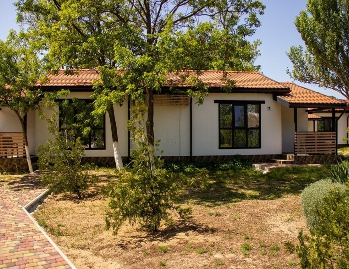 Курортный комплекс «Азовский» Песочное