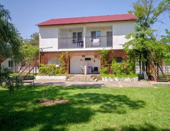 Комфорт плюс с балконом - Курортный комплекс «Азовский» Песочное