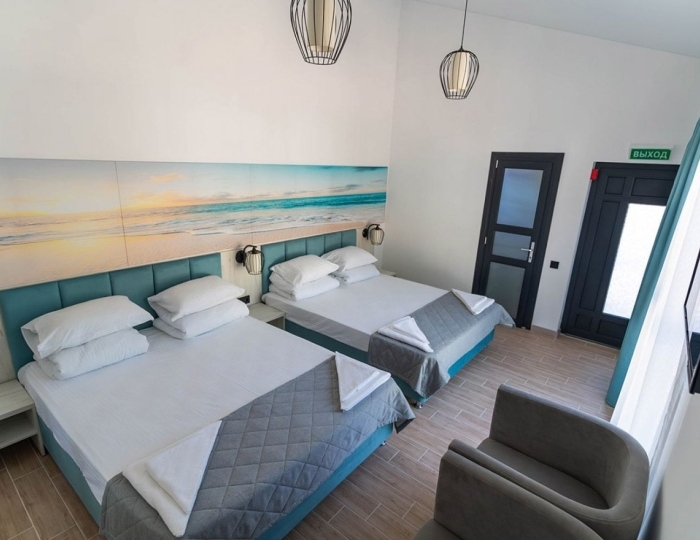 Делюкс в коттедже с верандой (макс. 4) - Курортный комплекс «Азовский» Песочное