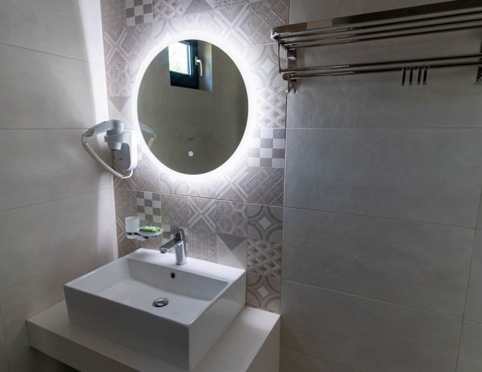 Делюкс в коттедже с верандой (макс. 4) - Курортный комплекс «Азовский» Песочное