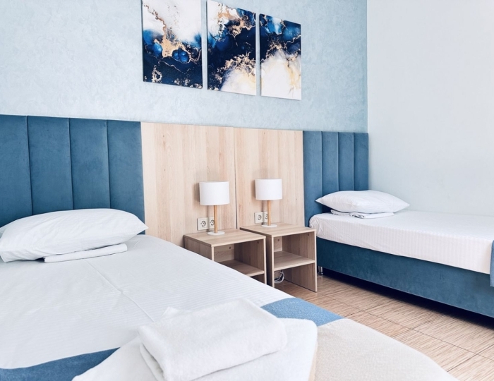 Семейные апартаменты - 2-комн. номер в коттедже - Курортный комплекс «Азовский» Песочное