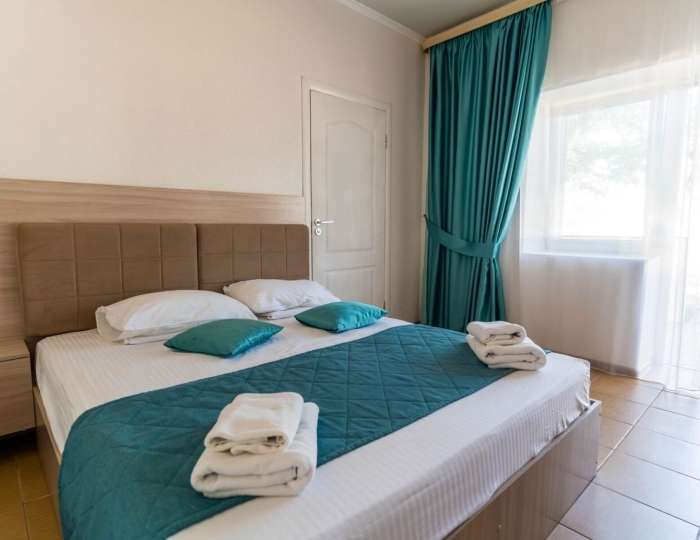 Стандарт 2-комнатный с верандой - Курортный комплекс «Азовский» Песочное